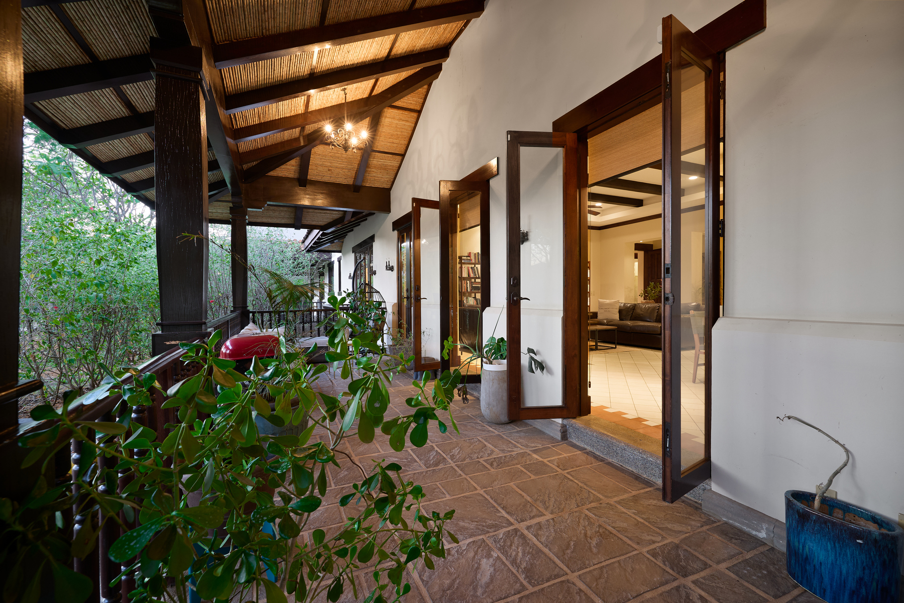 SOLD – Best Deal in Hacienda Pinilla – Large Colonial Style Villa 11