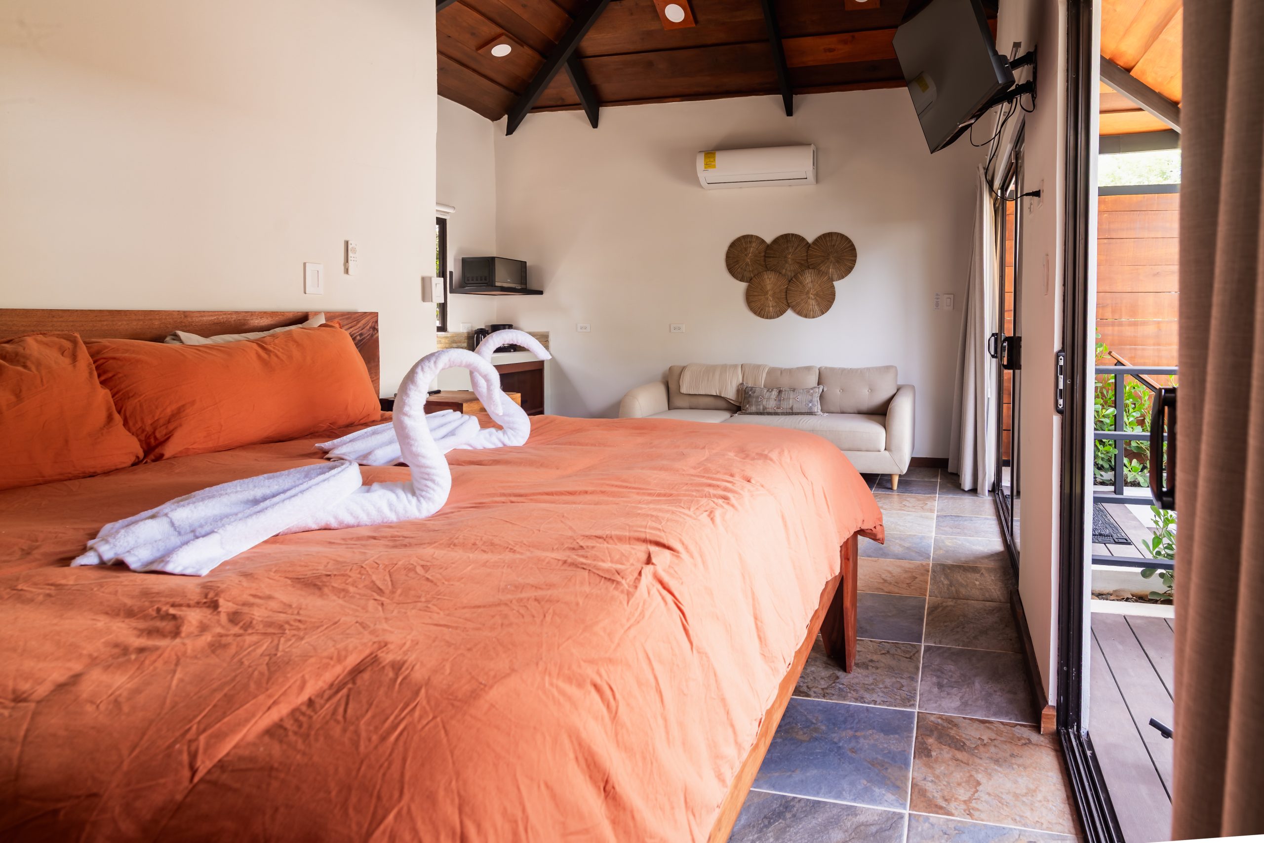 Boutique Hotel Patanemo | Prime Luxury Hospitality Investment Opportunity in Playa Avellanas