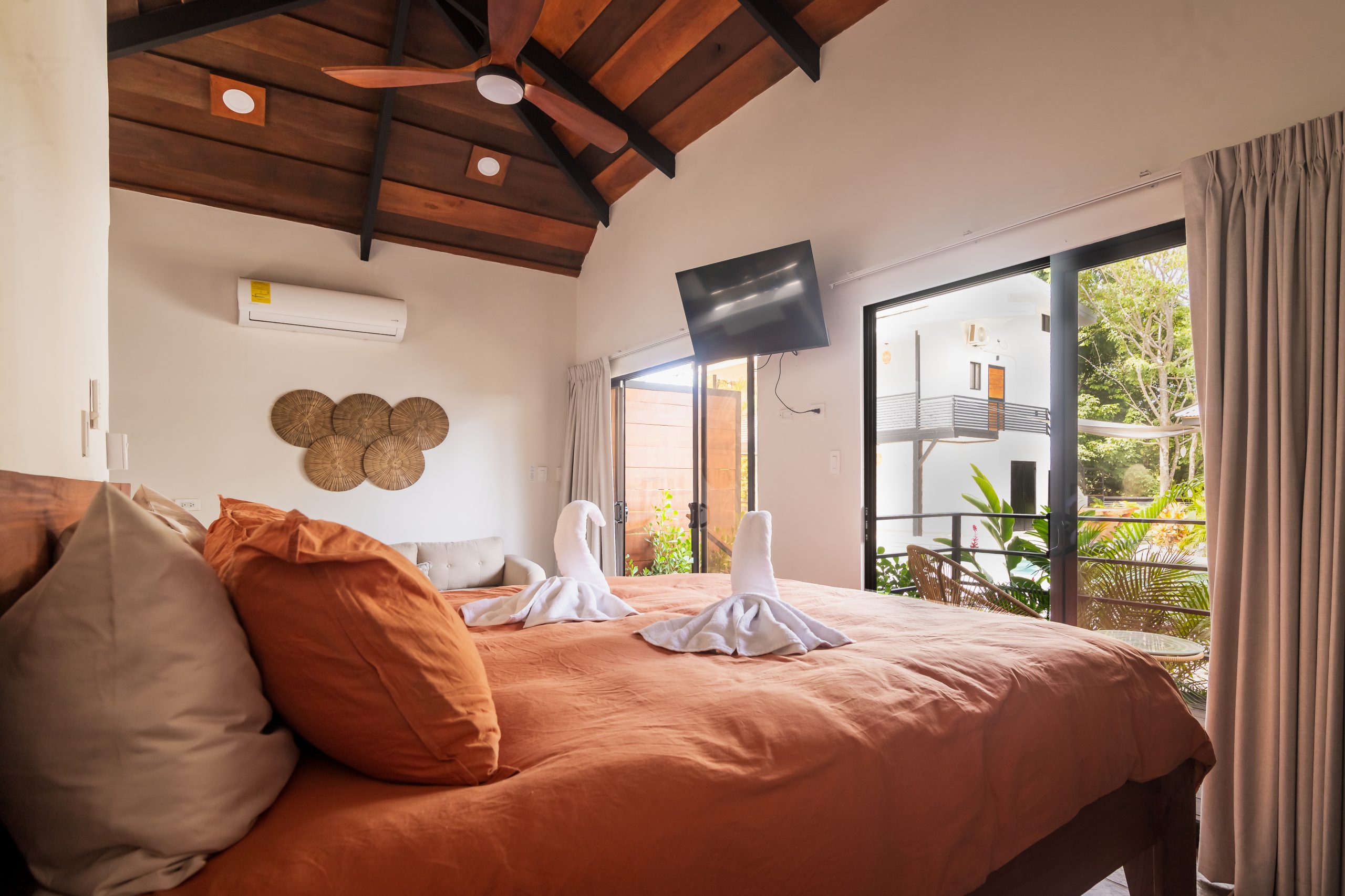 Boutique Hotel Patanemo | Prime Luxury Hospitality Investment Opportunity in Playa Avellanas