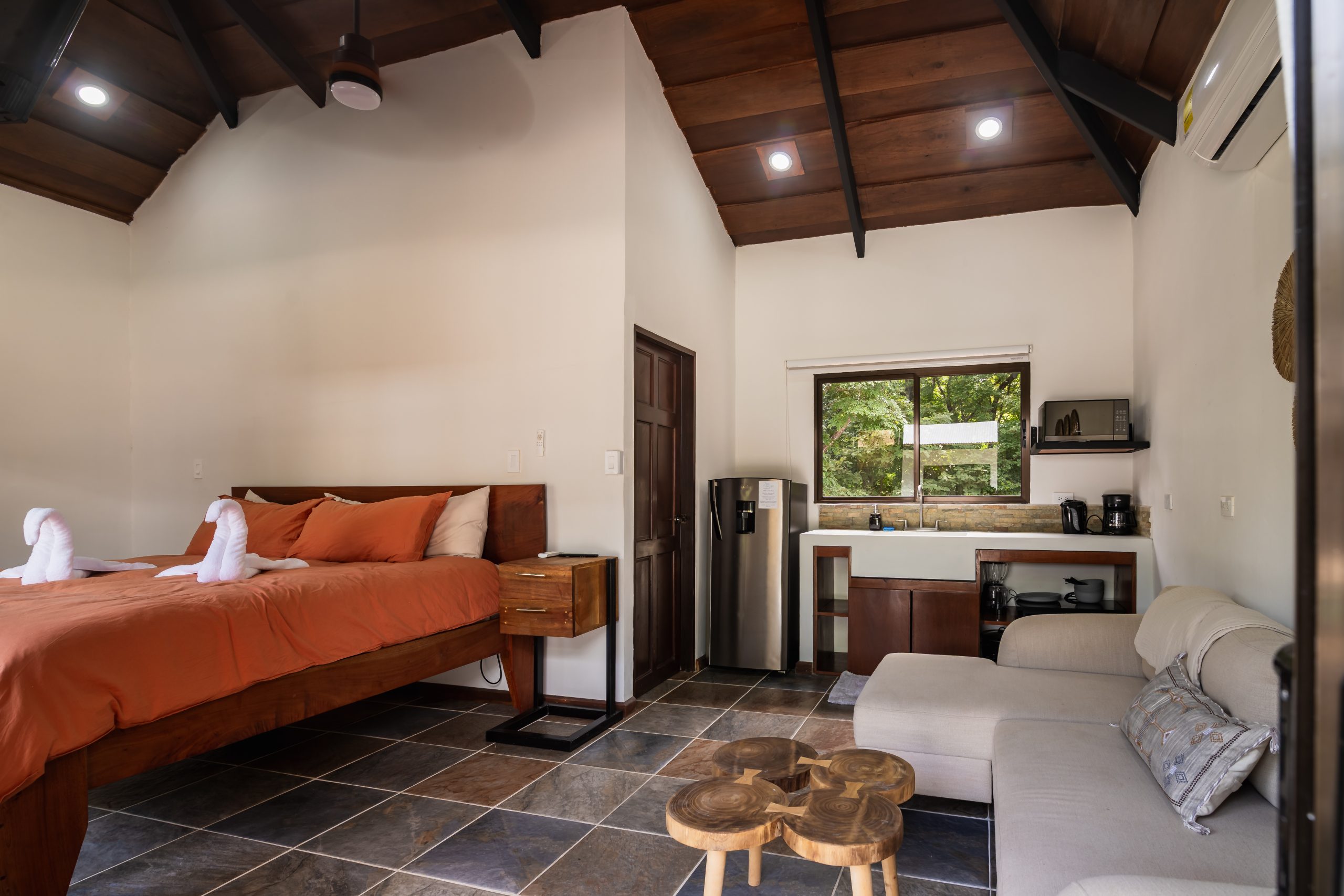 Boutique Hotel Patanemo | Prime Luxury Hospitality Investment Opportunity in Playa Avellanas