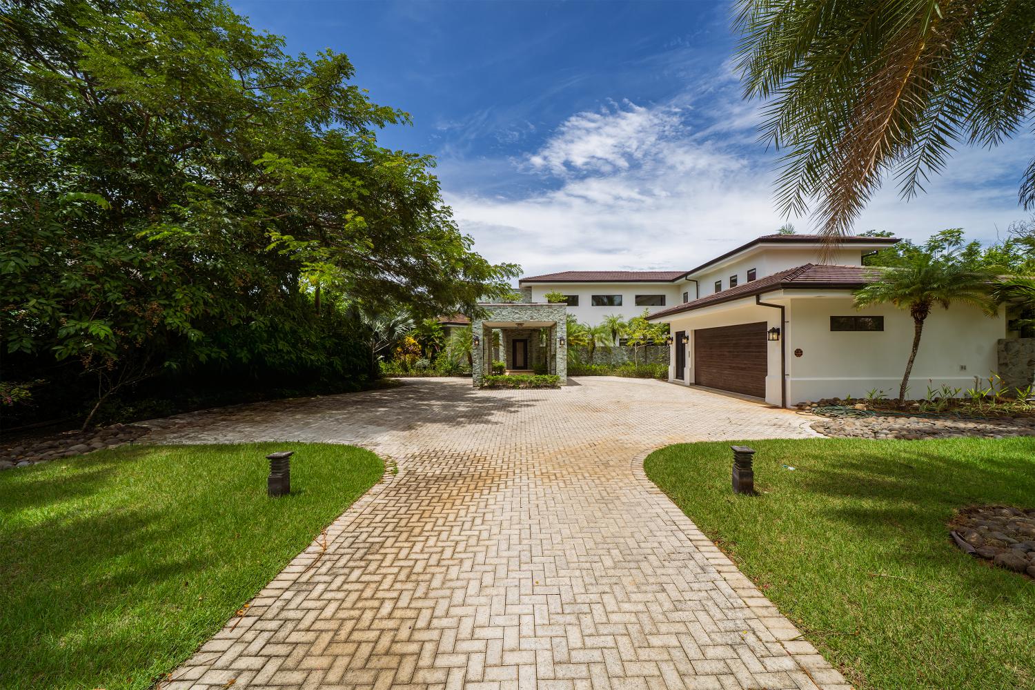 Casa Chano | Ocean & Golf Views in La Dulce Vida, Hacienda Pinilla