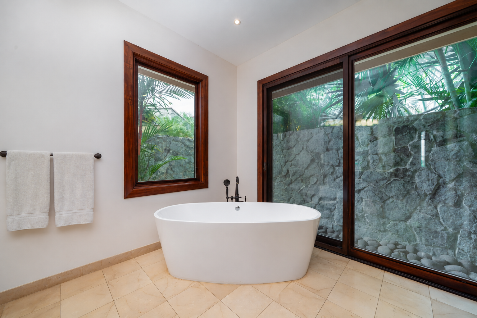 Casa Chano | Ocean & Golf Views in La Dulce Vida, Hacienda Pinilla