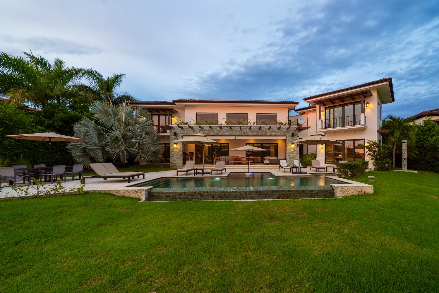 Casa Chano | Ocean & Golf Views in La Dulce Vida, Hacienda Pinilla