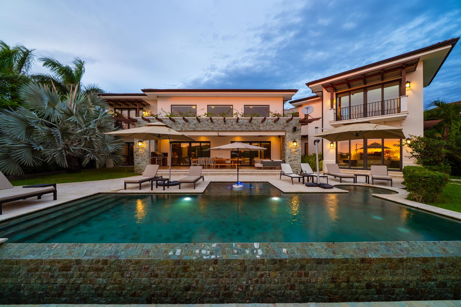 Casa Chano | Ocean & Golf Views in La Dulce Vida, Hacienda Pinilla
