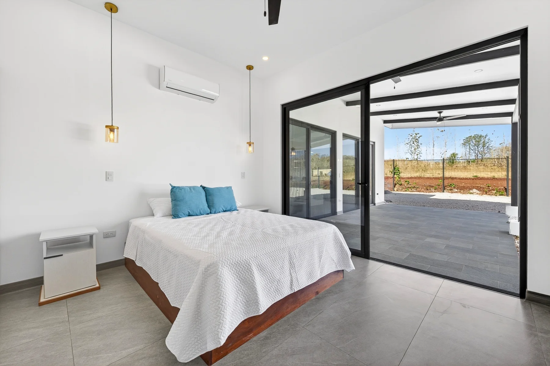Casa CrisMar | Modern Tropical Home Near Avellanas Beach