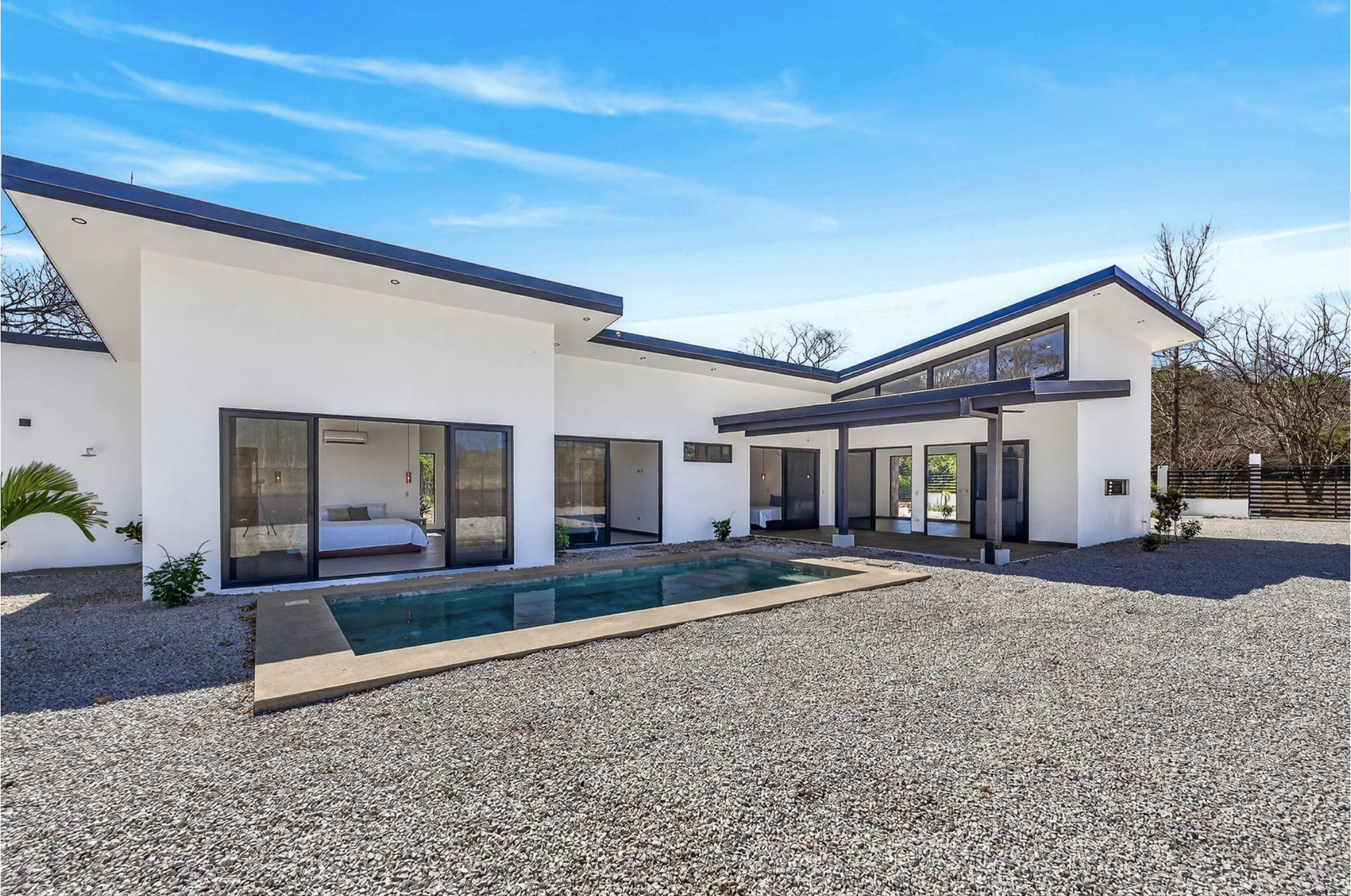 Casa CrisMar | Modern Tropical Home Near Avellanas Beach