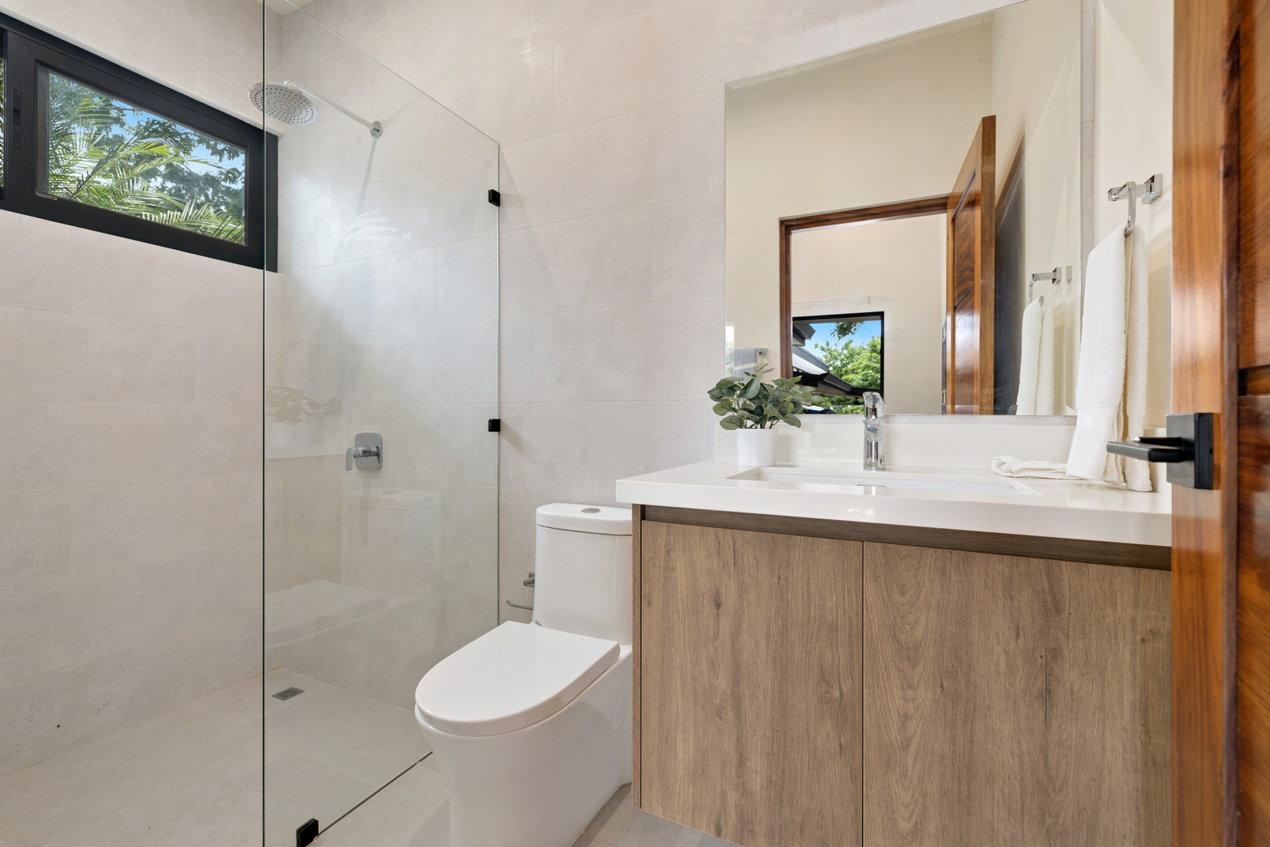SOLD – Casa Lago | Senderos: Luxury Modern Home Steps from Tamarindo beach