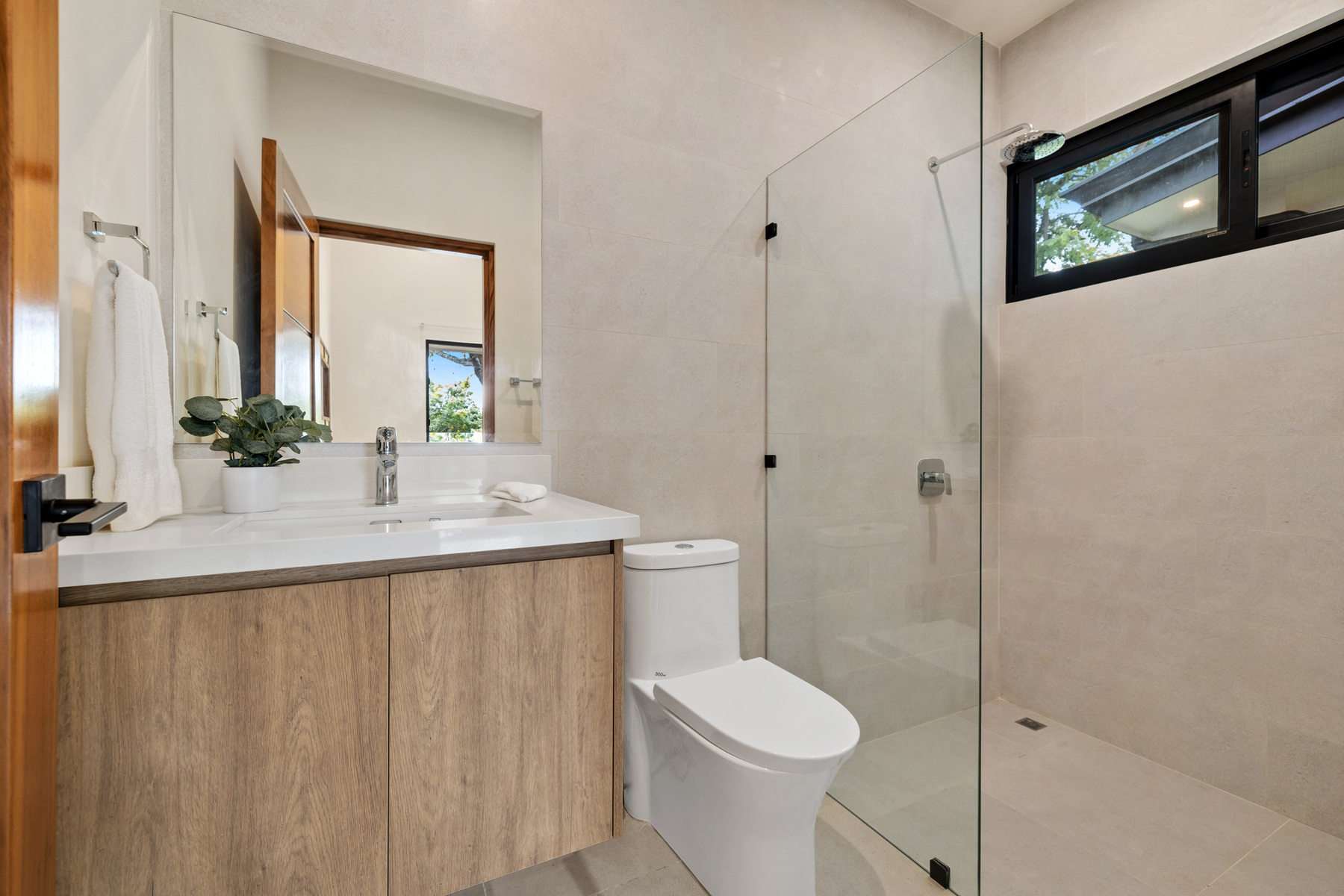 SOLD – Casa Lago | Senderos: Luxury Modern Home Steps from Tamarindo beach