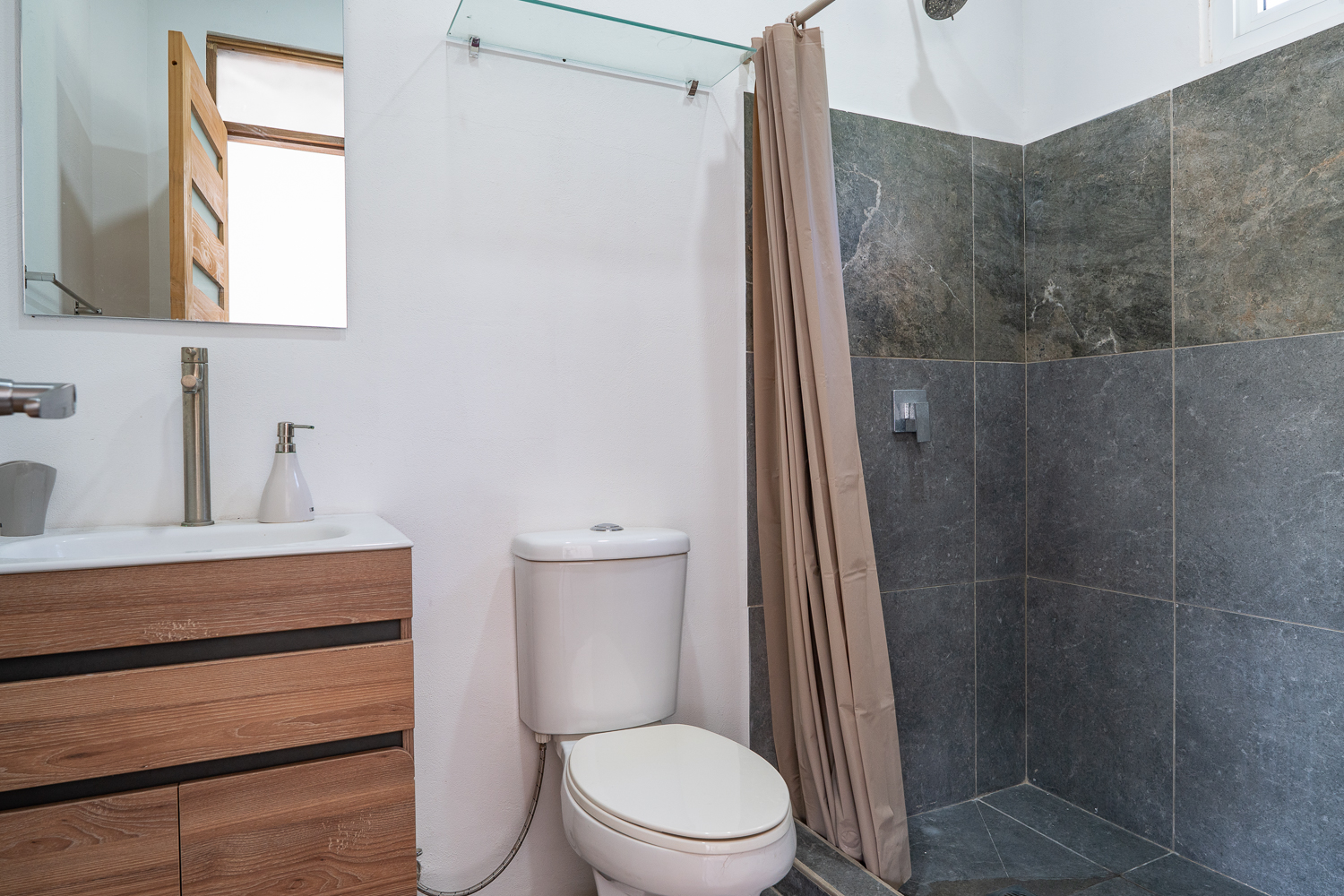 Casa Nirvana | Tropical Estate Near Playa Grande Beach