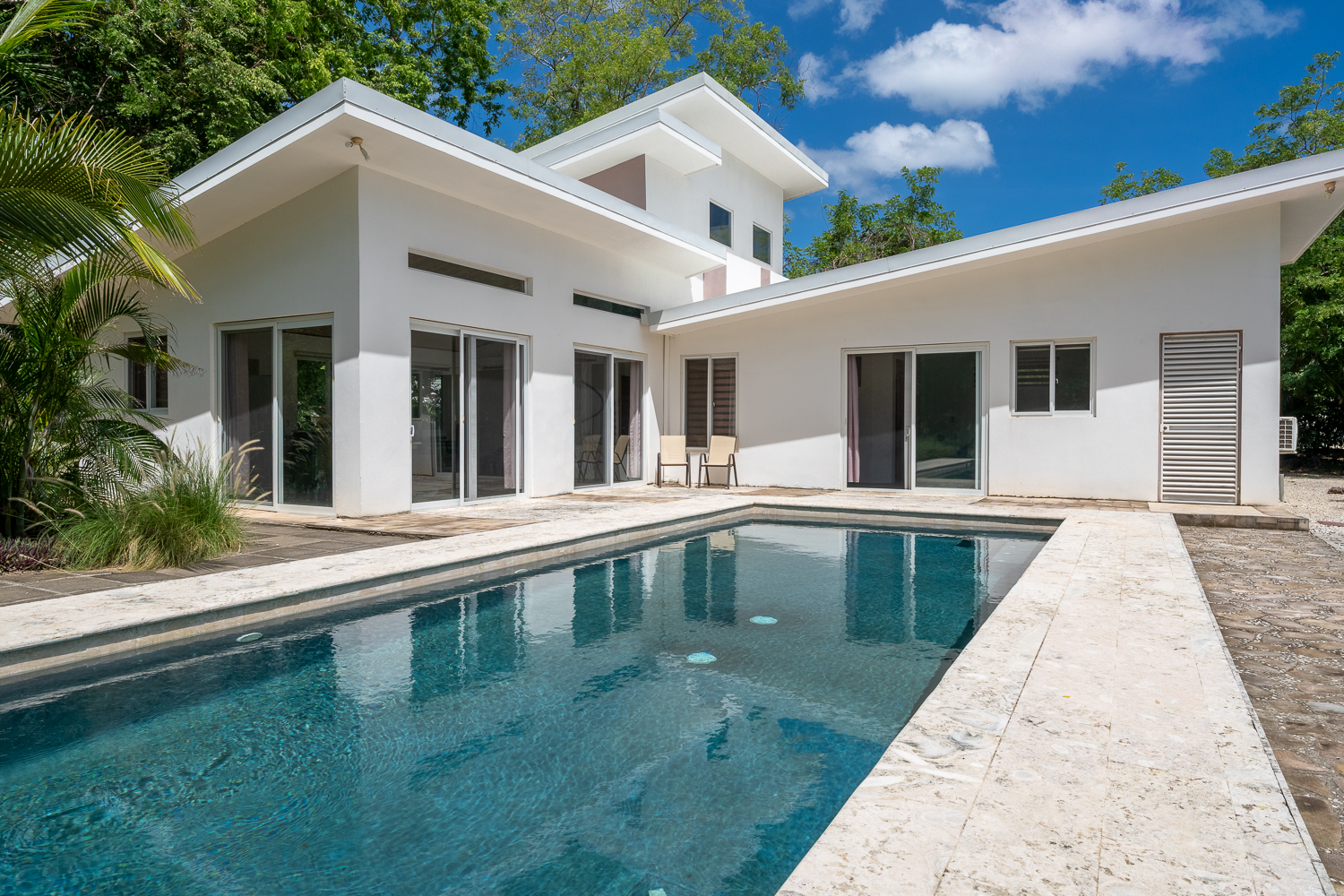 Casa Nirvana | Tropical Estate Near Playa Grande Beach