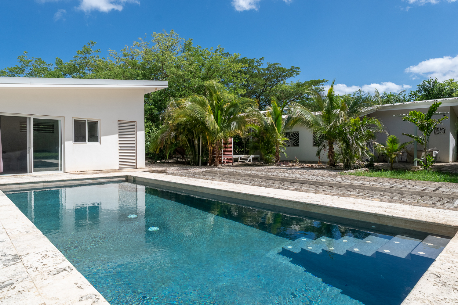 Casa Nirvana | Tropical Estate Near Playa Grande Beach