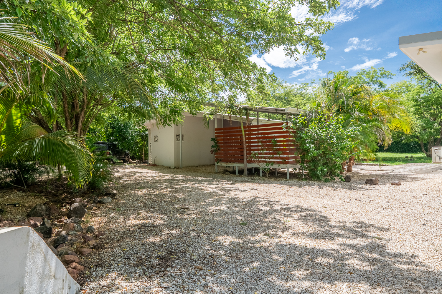 Casa Nirvana | Tropical Estate Near Playa Grande Beach