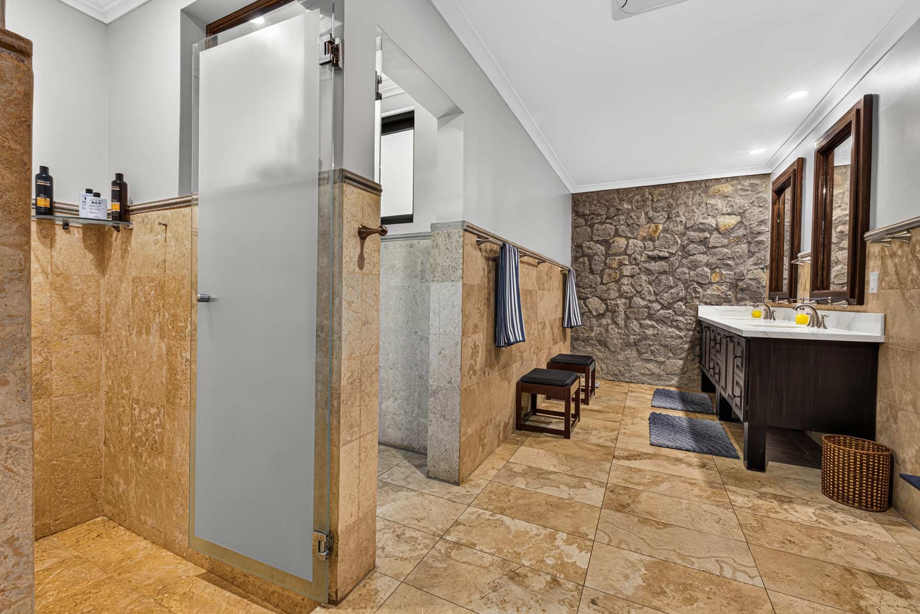 Casa Pochote | Luxury 5-Bedroom Home in Las Brisas, Hacienda Pinilla