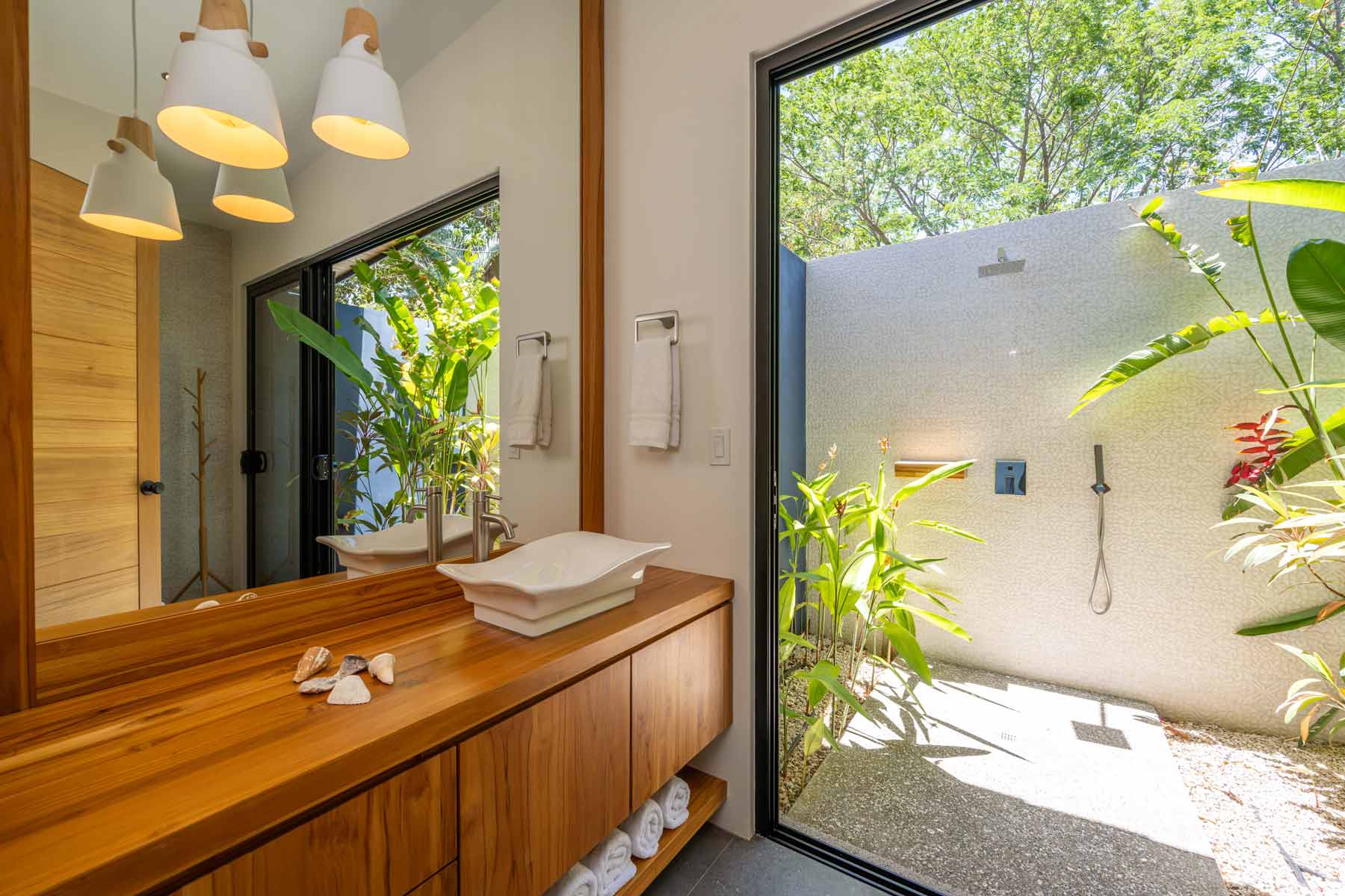 Casa Rebecca | Beach Walk Home in Hacienda Pinilla