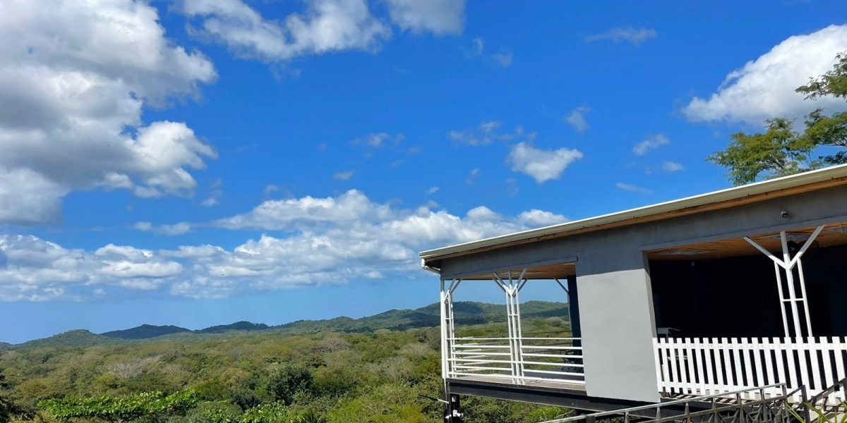 Casa Vista Sabana – Affordable house in a very strategic location
