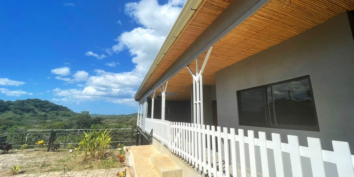 Casa Vista Sabana – Affordable house in a very strategic location
