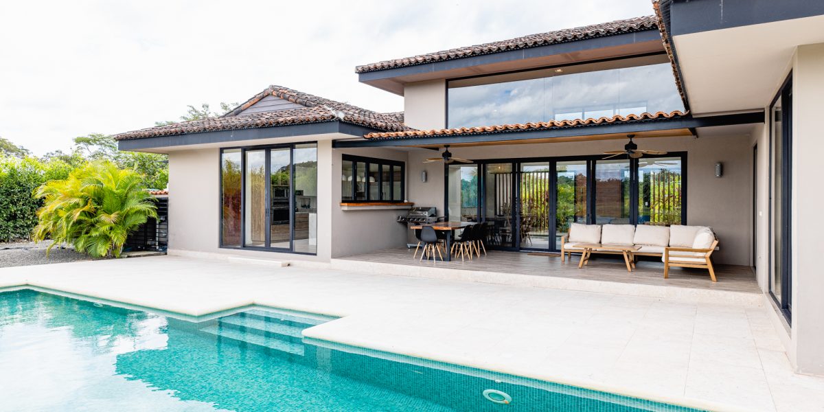 Stunning Golf Front House in Los Almendros – Hacienda Pinilla