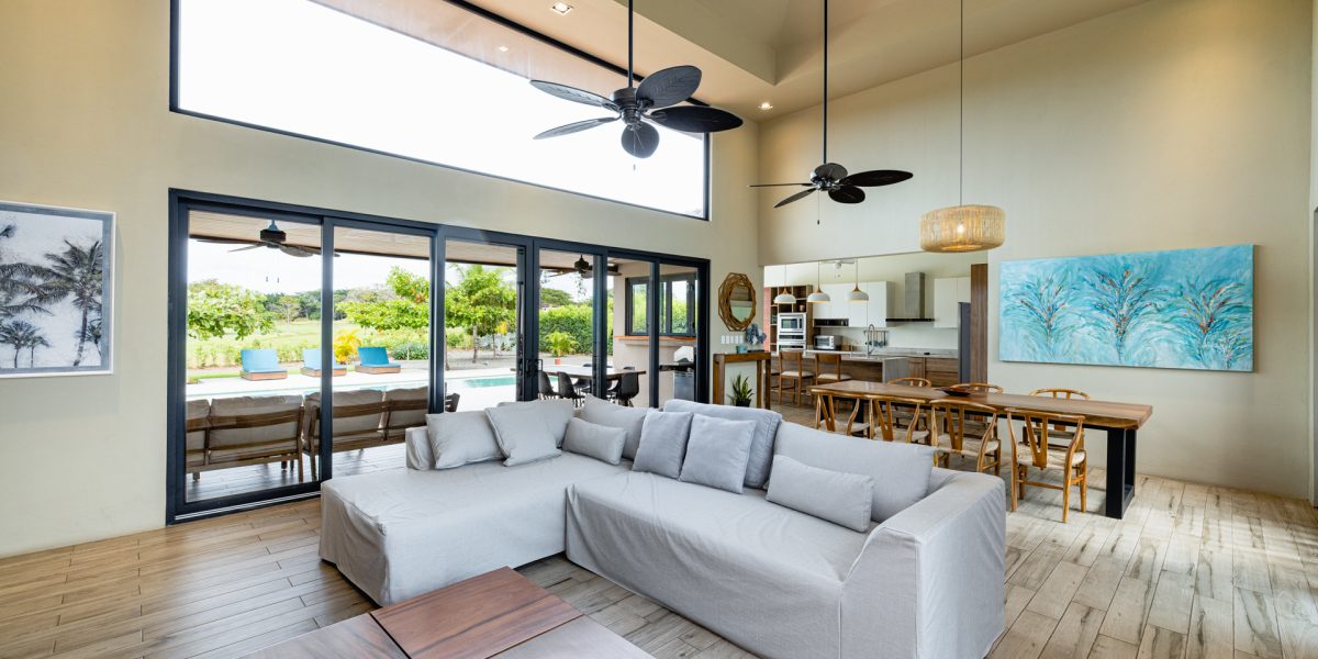 Stunning Golf Front House in Los Almendros – Hacienda Pinilla
