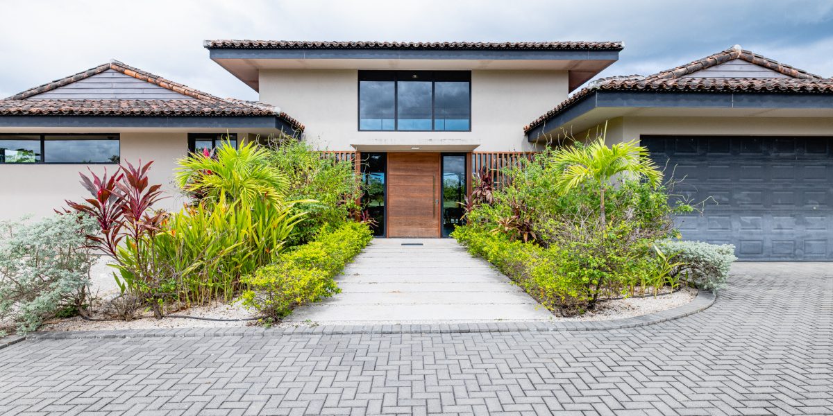 Stunning Golf Front House in Los Almendros – Hacienda Pinilla