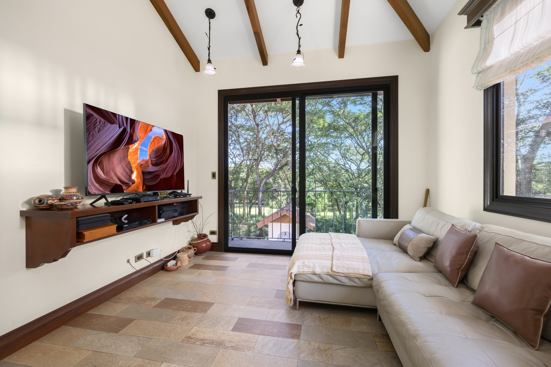 Elegant Spanish Style Estate | Hacienda PinillaCasa Serenity