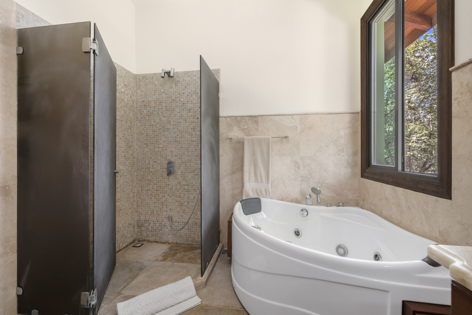 Elegant Spanish Style Estate | Hacienda PinillaCasa Serenity