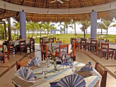 Hotel Bahia Esmeralda