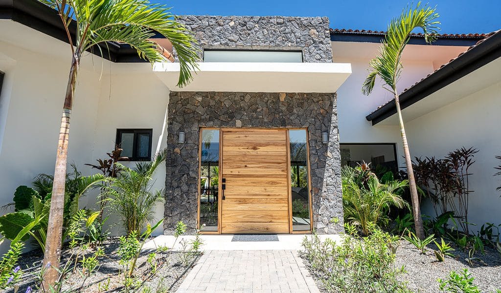Large Luxury Home in Hacienda Pinilla – Seller Financing