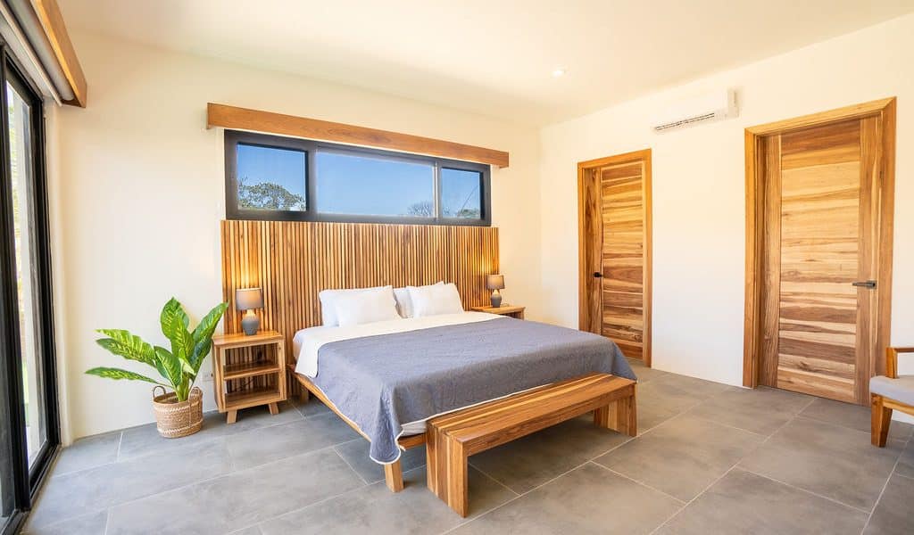 Large Luxury Home in Hacienda Pinilla – Seller Financing