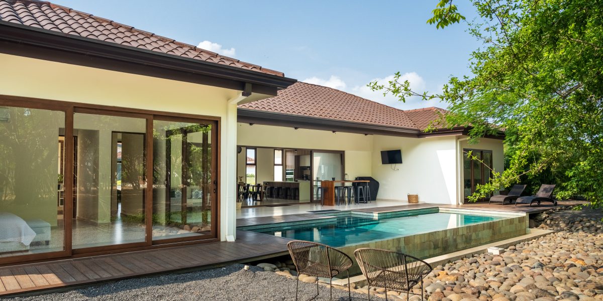 SOLD – Casa Mansita Single Family Home