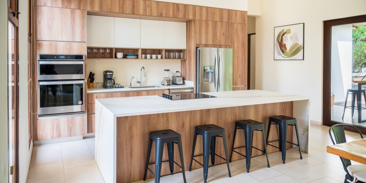 SOLD – Casa Mansita Single Family Home