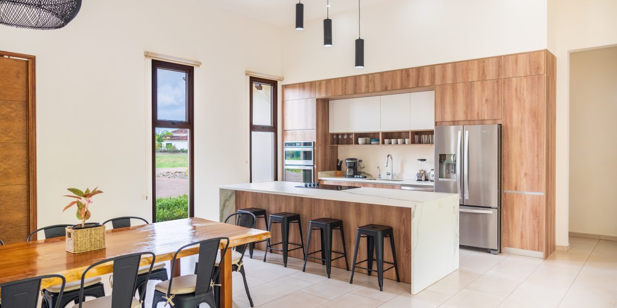 SOLD – Casa Mansita Single Family Home