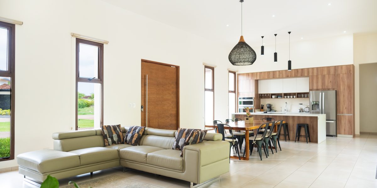 SOLD – Casa Mansita Single Family Home