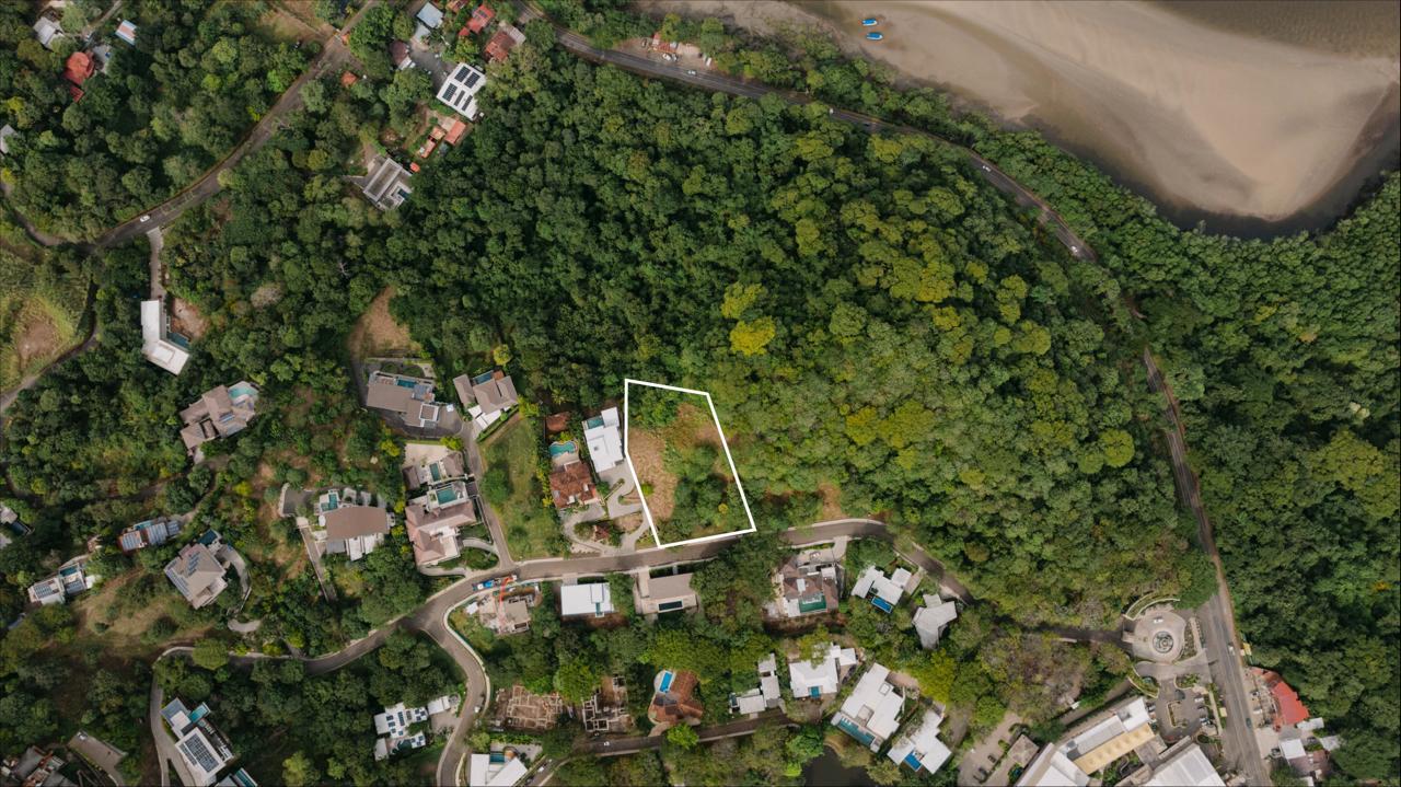 One of the Best Ocean View Homesites in Senderos Gated Community – Tamarindo Beach