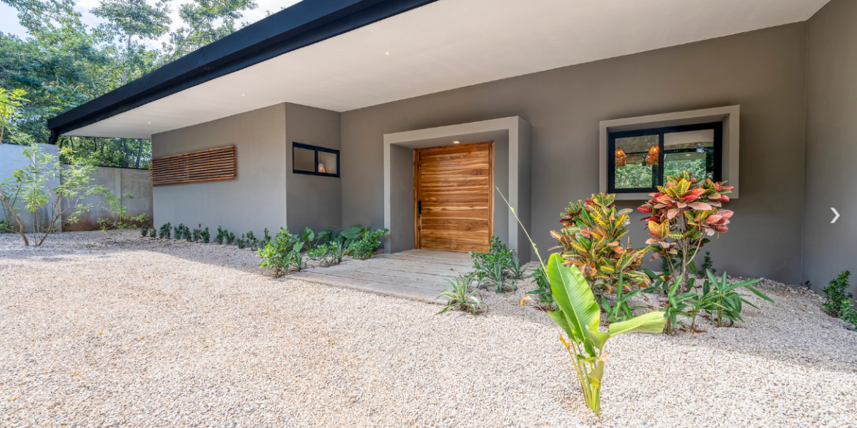 SOLD – Tropical Modern Home at a Short Walk to Playa Avellanas